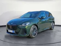 Gebraucht BMW 230e Active Tourer Performance 150 PS (110 kW) 2024 Grün Van / Kleinbus