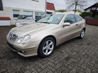 Gebraucht Mercedes C180 143 PS (105 kW) 2006 Beige Coupé