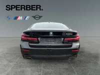 Gebraucht BMW 530e 184 PS (135 kW) 2022 Schwarz Limousine