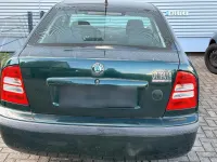 Używany Skoda Octavia 116 KM (85 kW) 2001 Zielony Sedan/Limuzyna