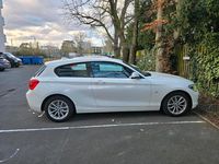 Gebraucht BMW 116 Sport Line 109 PS (80 kW) 2025 Weiß Kleinwagen