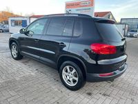 Gebraucht VW Tiguan 110 PS (80 kW) 2012 Schwarz SUV
