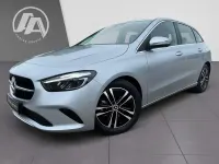 Gebraucht Mercedes B180 136 PS (100 kW) 2025 Hightech silber Kleinwagen