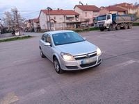 Usata Opel Astra 105 CV (77 kW) 2005 Argento Utilitaria