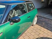 Gebraucht Mini Cooper SE Classic 135 kW (184 PS) 2023 Grün Kleinwagen