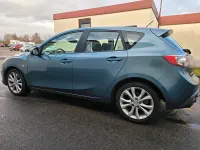 Używany Mazda 3 Edition 150 KM (110 kW) 2010 Niebieski Sedan/Limuzyna