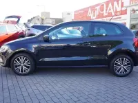 Gebraucht VW Polo Allstar 90 PS (66 kW) 2016 Deep black perleffekt Kleinwagen
