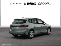 Gebraucht BMW 220 Performance 163 PS (119 kW) 2025 Grau Van / Kleinbus