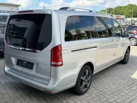 Gebraucht Mercedes V220 Edition 190 PS (139 kW) 2016 Silber Van / Kleinbus
