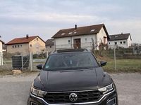 Second-hand VW T-Roc 150 CP (110 kW) 2022 Negru SUV