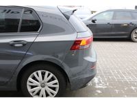 Gebraucht VW Golf VIII Active 150 PS (110 kW) 2022 Grau Limousine