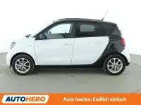 Używany Smart ForFour Basis 90 KM (66 kW) 2019 Biały Hatchback