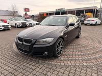 Gebraucht BMW 325 Sport Line 218 PS (160 kW) 2011 Schwarz Kombi