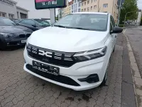 Gebraucht Dacia Sandero Essentiel 67 PS (49 kW) 2024 Weiß Limousine