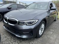 Gebraucht BMW 320 Shadowline 190 PS (139 kW) 2021 Mineralgrau met. Kombi