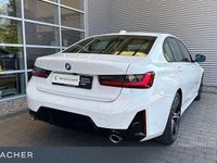 Gebraucht BMW 318 Comfort Edition 156 PS (114 kW) 2025 Alpinweiß uni Limousine