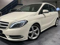 Gebraucht Mercedes B200 136 PS (100 kW) 2013 Weiß Van / Kleinbus