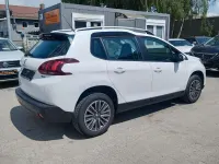 Gebraucht Peugeot 2008 Active 110 PS (80 kW) 2017 Weiß SUV