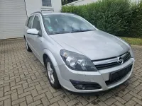 Gebraucht Opel Astra 125 PS (91 kW) 2006 Starsilber iii m2 Kombi