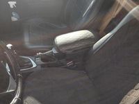 Gebraucht Toyota Auris 124 PS (91 kW) 2015 Weiß Kombi