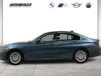 Gebraucht BMW 330 Luxury Line 286 PS (210 kW) 2021 Blue ridge mountain Limousine