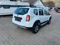 Używany Dacia Duster 125 KM (91 kW) 2015 Biały SUV