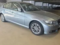 Gebraucht BMW 318 143 PS (105 kW) 2008 Silber Limousine