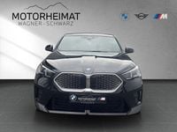 Neu BMW iX2 Performance 150 kW (204 PS) 2025 Schwarz SUV
