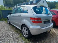 Gebraucht Mercedes B200 136 PS (100 kW) 2006 Grau Van / Kleinbus