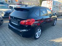 gebraucht BMW 220 i Active Tourer-Automatik-Navi-LED-PDC-17zoll