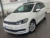 Gebraucht VW Touran 150 PS (110 kW) 2021 Weiß Van / Kleinbus