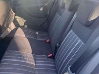 Second-hand Ford Focus Style 101 CP (74 kW) 2008 Albastru Berlinǎ
