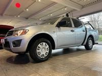 Gebraucht Mitsubishi L200 Inform 128 PS (94 kW) 2011 Silber Abholung