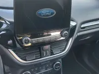 Gebraucht Ford Fiesta Active 101 PS (74 kW) 2018 Weiß Kleinwagen