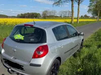 Gebraucht Renault Clio III 75 PS (55 kW) 2006 Grün Kleinwagen