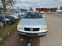 Gebraucht VW Polo 75 PS (55 kW) 2002 Silber Kleinwagen