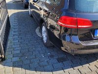 Gebraucht VW Passat 105 PS (77 kW) 2012 Schwarz Kombi