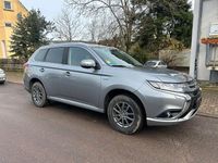 Gebraucht Mitsubishi Outlander P-HEV Plus 121 PS (88 kW) 2017 Grau SUV