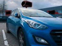 gebraucht Hyundai i30 Blue Trend( Frische TÜV )