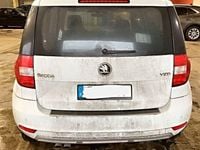 Gebraucht Skoda Yeti Joy 125 PS (91 kW) 2016 Weiß SUV