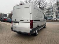 Second-hand Renault Master 131 CP (96 kW) 2024 Argintiu Monovolum