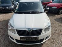 Gebraucht Skoda Roomster 75 PS (55 kW) 2012 Weiß Van / Kleinbus