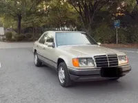 Gebraucht Mercedes 300 188 PS (138 kW) 1987 Beige Limousine