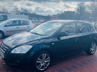 Gebraucht Kia Ceed 109 PS (80 kW) 2008 Schwarz Kleinwagen