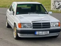 Gebraucht Mercedes 190 122 PS (89 kW) 1991 Limousine