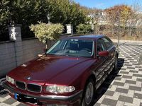 Gebraucht BMW 735 238 PS (175 kW) 1999 Rot Limousine