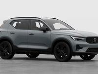 Neu Volvo XC40 163 PS (119 kW) 2025 Grau SUV