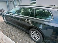 Gebraucht VW Passat Comfortline 150 PS (110 kW) 2019 Grau Kombi