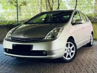 Gebraucht Toyota Prius 113 PS (83 kW) 2005 Silber Kleinwagen