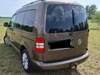 Gebraucht VW Caddy Highline 140 PS (102 kW) 2014 Braun Van / Kleinbus